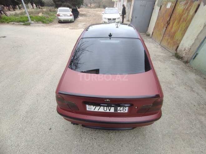 BMW 325 2001, 372,828 km - 2.5 l - Bakı