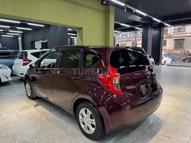 Nissan Note-2