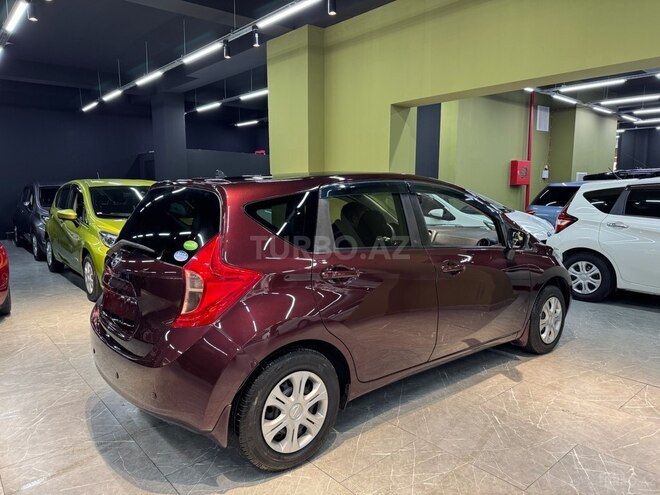 Nissan Note-9