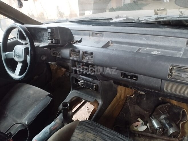 Opel Frontera 1992, 100,000 km - 2.3 l - Ağstafa