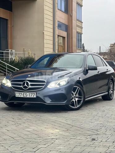 Mercedes E 220-4