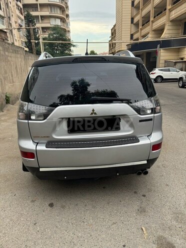 Mitsubishi Outlander 2008, 334,900 km - 3.0 l - Bakı