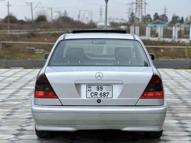 Mercedes C 230 1998, 33,200 km - 2.3 l - Saatlı