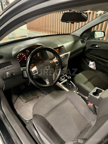 Opel Astra 2007, 340,000 km - 1.6 l - Gəncə