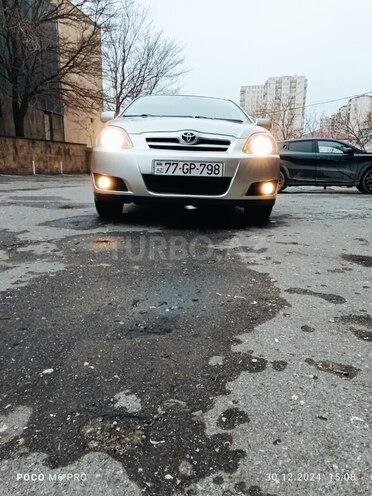 Toyota Corolla 2004, 195,000 km - 1.4 l - Bakı