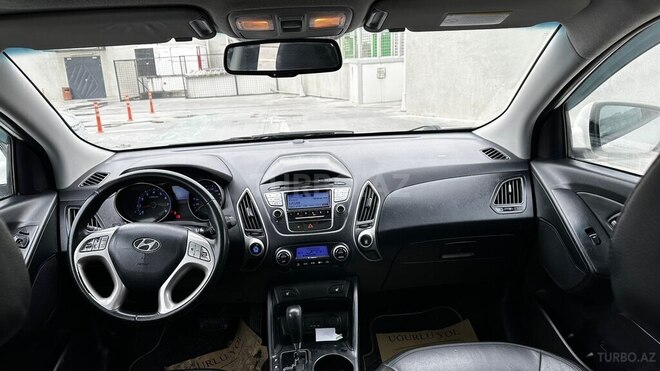 Hyundai ix35 2011, 230,000 km - 2.0 l - Bakı