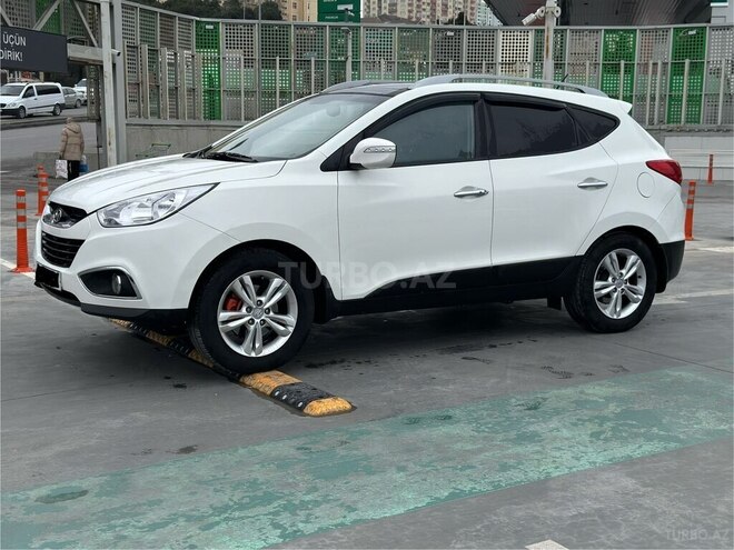 Hyundai ix35 2011, 230,000 km - 2.0 l - Bakı