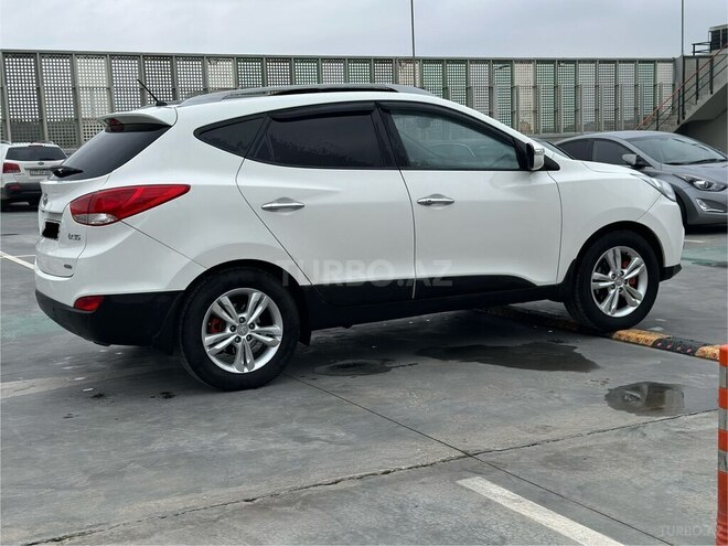 Hyundai ix35 2011, 230,000 km - 2.0 l - Bakı