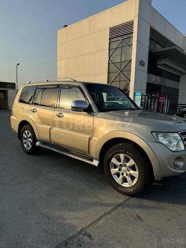 Mitsubishi Pajero 2007, 270,000 km - 3.0 l - Bakı