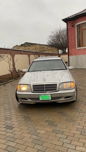 Mercedes C 230 1999, 200,000 km - 2.3 l - Masallı