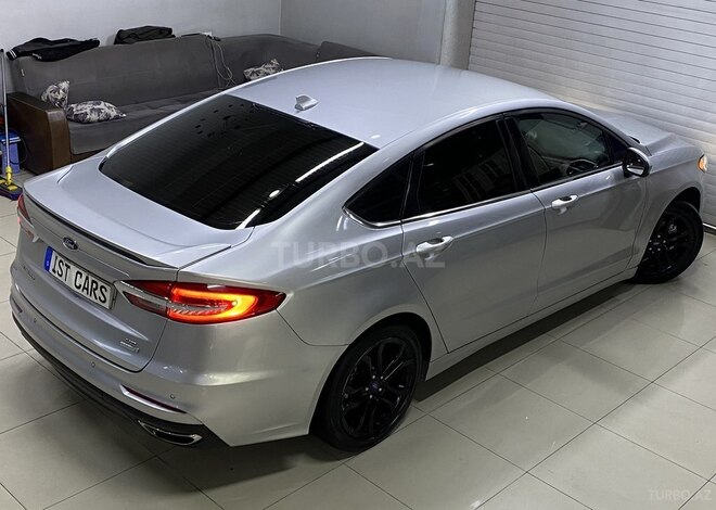 Ford Fusion (North America)-13