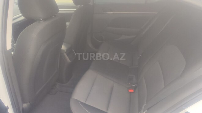 Hyundai Elantra 2018, 150,474 km - 2.0 l - Bakı