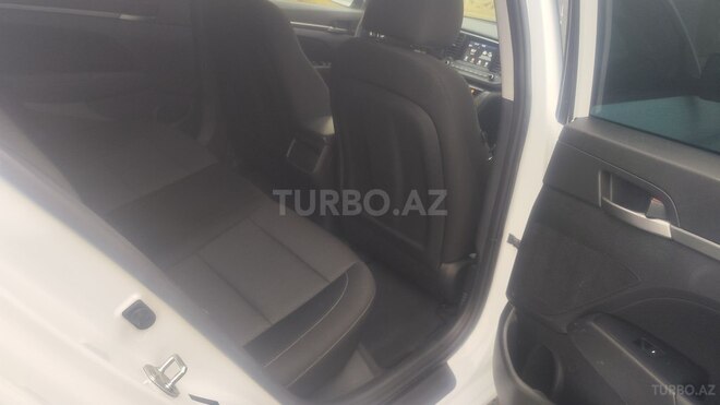 Hyundai Elantra 2018, 150,474 km - 2.0 l - Bakı