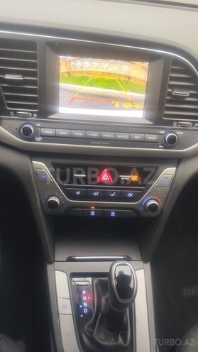Hyundai Elantra 2018, 150,474 km - 2.0 l - Bakı