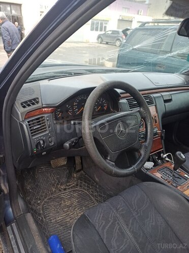 Mercedes 230 E 1996, 572,000 km - 2.3 l - Bakı