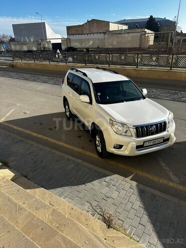 Toyota Land Cruiser Prado 2010, 198,000 km - 2.7 л - Bakı