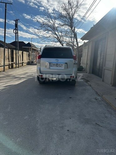Toyota Land Cruiser Prado 2010, 198,000 km - 2.7 л - Bakı
