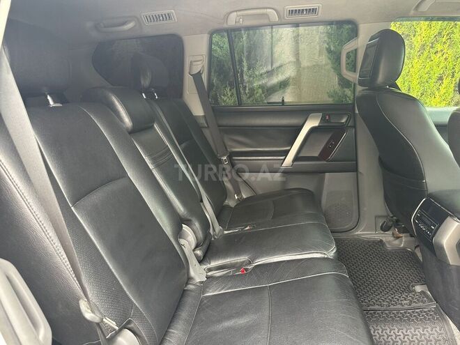 Toyota Land Cruiser Prado 2010, 198,000 km - 2.7 л - Bakı