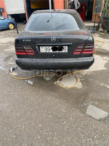 Mercedes E 220 d 2000, 400,000 km - 2.2 l - Bakı