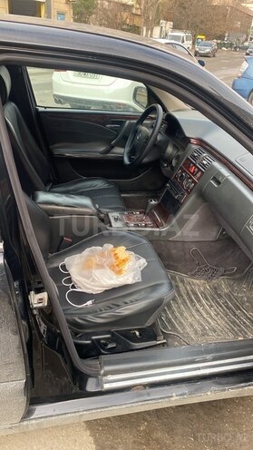 Mercedes E 220 d 2000, 400,000 km - 2.2 l - Bakı