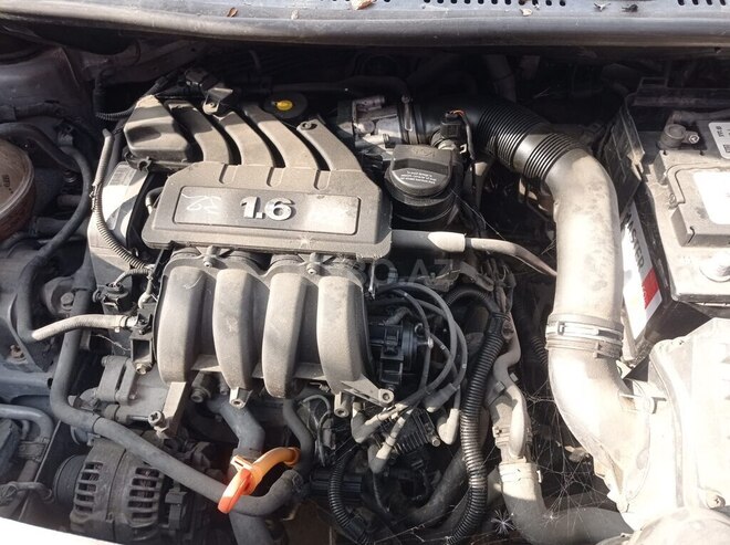 Volkswagen Caddy 2013, 345,000 km - 2.0 l - Bakı