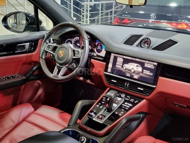 Porsche Cayenne-19
