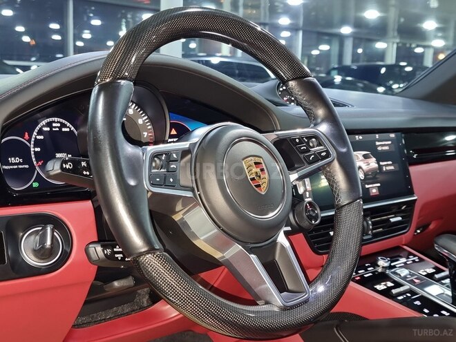 Porsche Cayenne-26