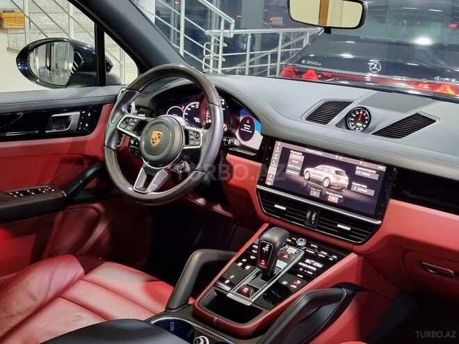 Porsche Cayenne-20