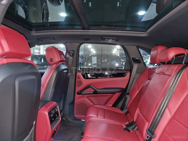Porsche Cayenne-29
