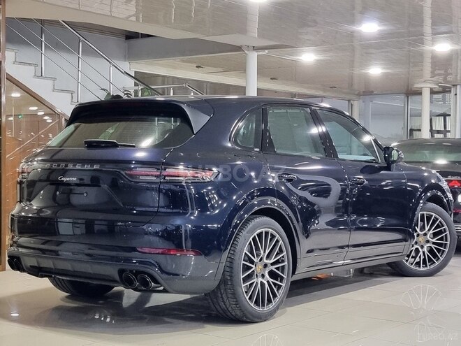 Porsche Cayenne-9