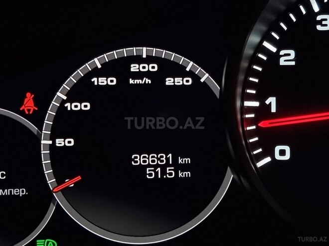 Porsche Cayenne-40