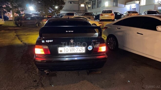 BMW 218 1994, 300,000 km - 1.8 l - Bakı
