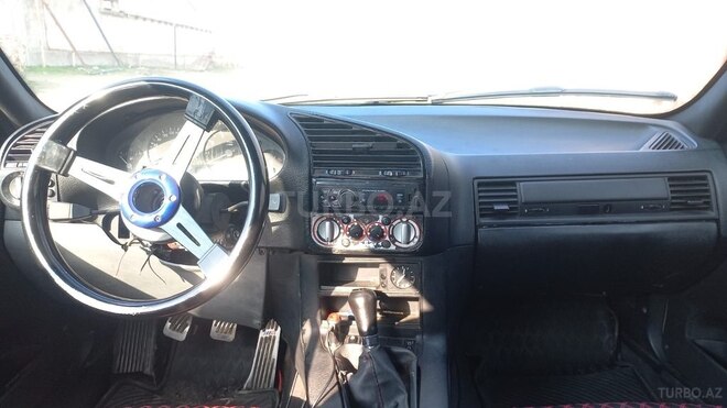 BMW 218 1994, 300,000 km - 1.8 l - Bakı