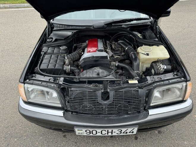 Mercedes C 230 1998, 187,000 km - 2.3 l - Saatlı