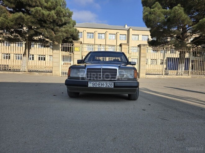 Mercedes E 200 d 1989, 14,000 km - 2.0 л - Bakı