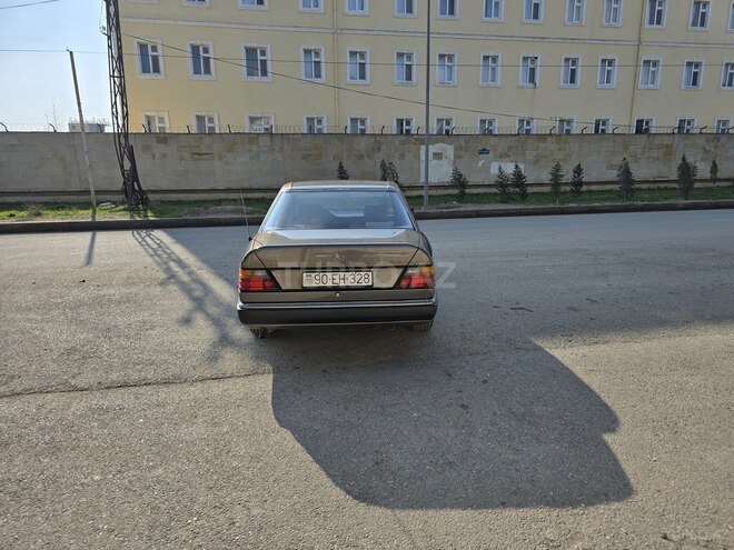 Mercedes E 200 d 1989, 14,000 km - 2.0 л - Bakı