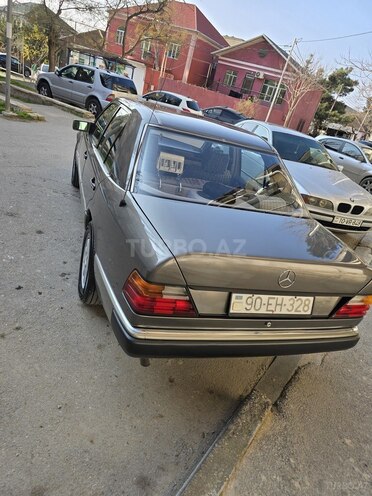 Mercedes E 200 d 1989, 14,000 km - 2.0 л - Bakı
