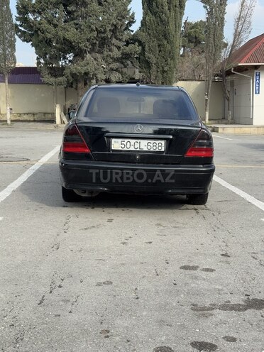 Mercedes C 220 1999, 242,000 km - 2.2 l - Bakı