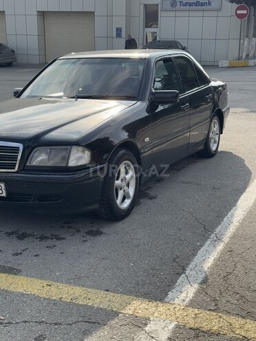 Mercedes C 220 1999, 242,000 km - 2.2 l - Bakı