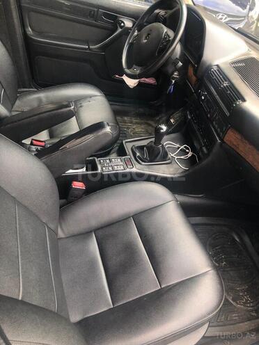 BMW 730 1989, 268,000 km - 3.0 l - Bakı