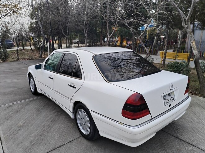 Mercedes C 220 1995, 375,000 km - 2.2 l - Xırdalan