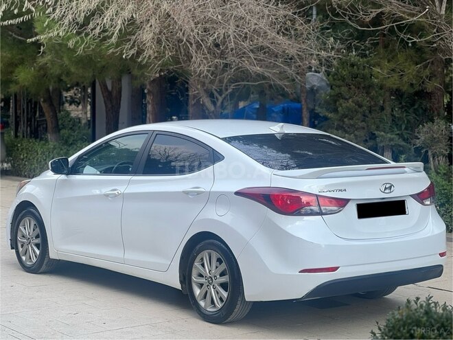 Hyundai Elantra 2015, 243,190 km - 1.8 l - Sumqayıt