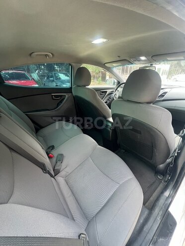Hyundai Elantra 2015, 243,190 km - 1.8 l - Sumqayıt