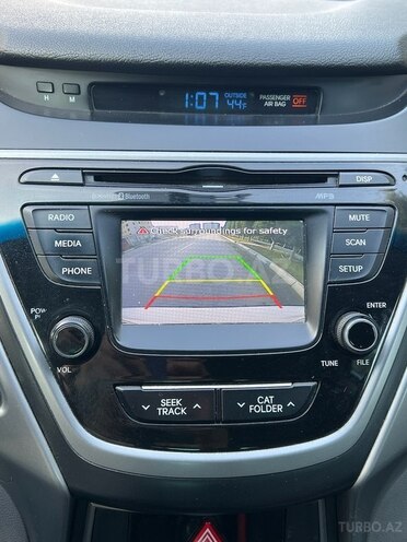 Hyundai Elantra 2015, 243,190 km - 1.8 l - Sumqayıt