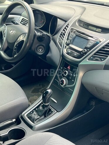 Hyundai Elantra 2015, 243,190 km - 1.8 l - Sumqayıt