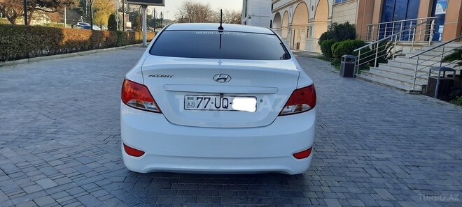 Hyundai Accent 2015, 340,000 km - 1.6 l - Bakı