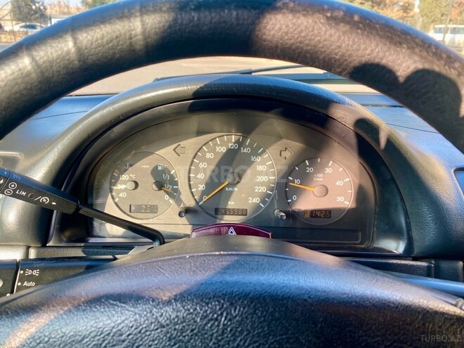 Mercedes ML 270 4MATIC 2002, 456,000 km - 2.7 l - Bakı