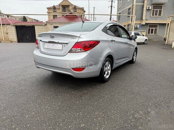 Hyundai Accent 2011, 120,300 km - 1.4 l - Bakı