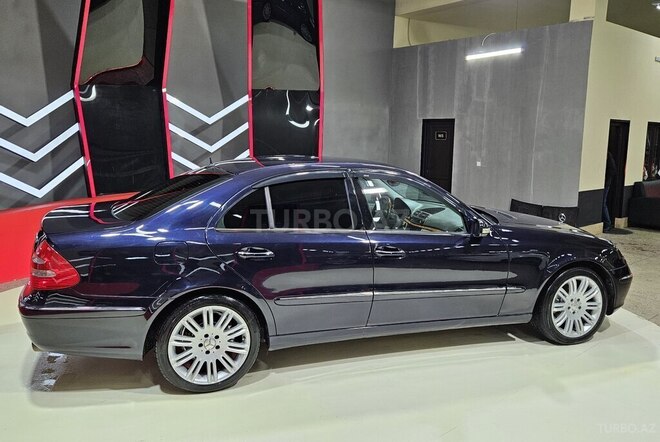 Mercedes E 240 2003, 250,000 km - 2.6 l - Sumqayıt