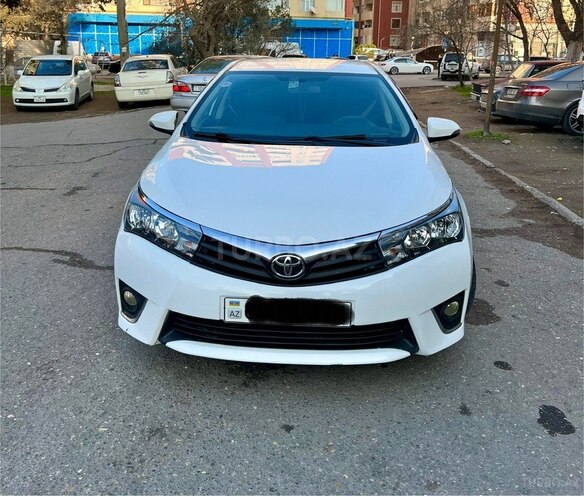 Toyota Corolla 2014, 221,070 km - 1.6 л - Bakı